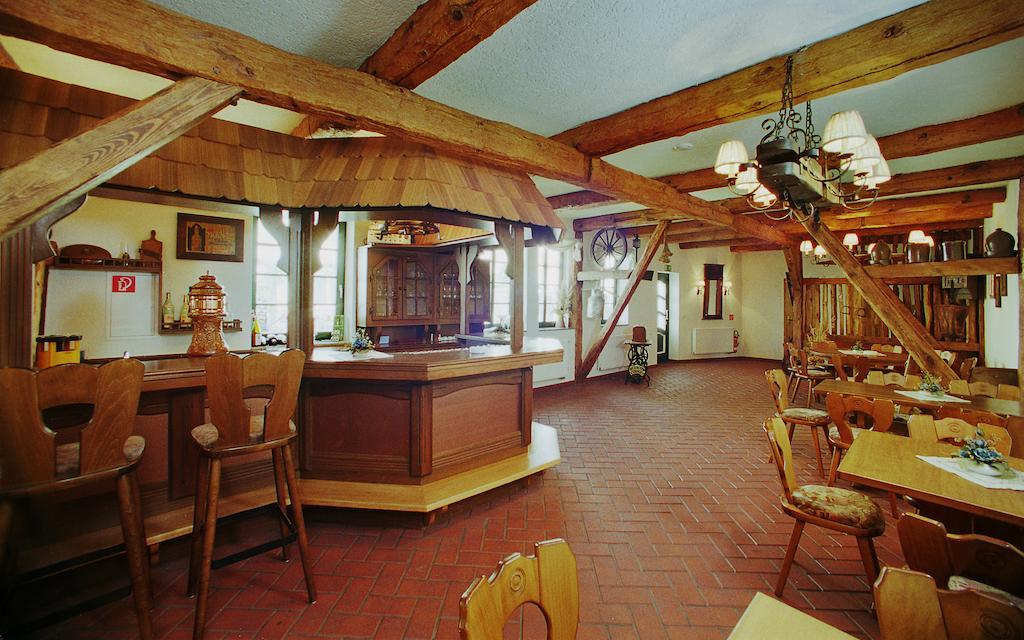 Hotel & Restaurant Stadt Genthin ภายนอก รูปภาพ
